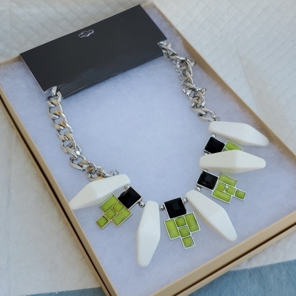 NEW CURB CHAIN COLORBLOCK NECKLACE SUMMER - Picture 1 of 8